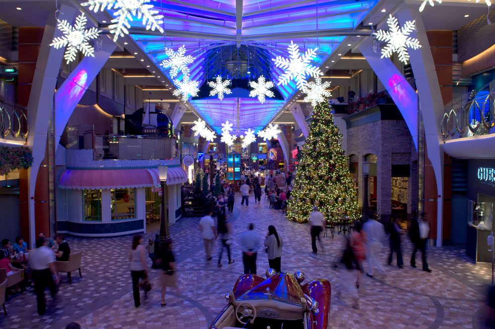 Where will your favourite cruise ship spend Christmas 2015?