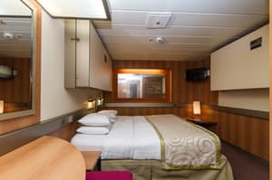 Cruise & Maritime Voyages Magellan Accommodation Category 1 Standard Twin Inner Cabin Four Berth Pullmans Up.jpg