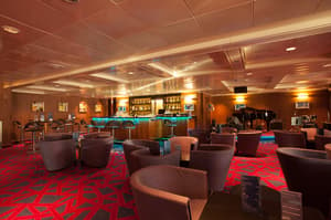 Pullmantur Zenith Interior Casino Bar 1.jpg