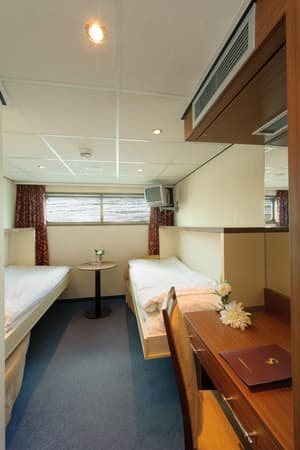 The River Cruise Line MS Serenity Accommodation Main Deck Cabin 1.jpg