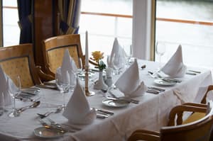Hebridean Island Cruises Royal Crown Interior Restaurant 2.jpg