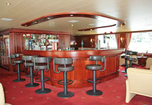 Nicko Cruises MS River Art Interior Bar.jpg