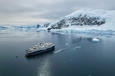 Picture of the SH Minerva cruise ship