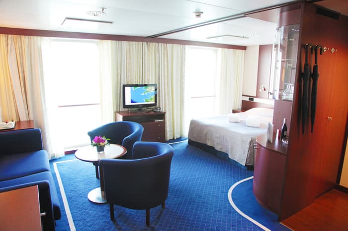 Cruise & Maritime Voyages Astor Accommodation Premium Suite Ocean View.jpg