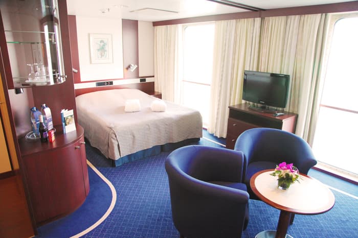 Cruise & Maritime Voyages Astor Accommodation De Luxe Suite Ocean View Suite.jpg