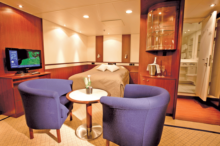 Cruise & Maritime Voyages Astor Accommodation Superior Suite Inner.png