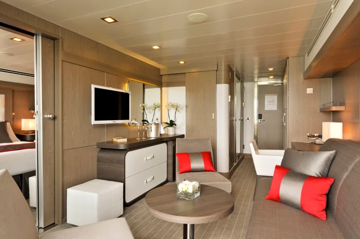 Ponant Le Boreal Accommodation Deluxe Suite 2.JPEG