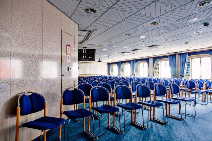 Hurtigruten Cruise Lines MS Polarlys Interior Seminar.jpg