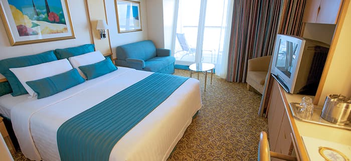 Pullmantur Sovereign Accommodation Junior Suite with Balcony.jpg