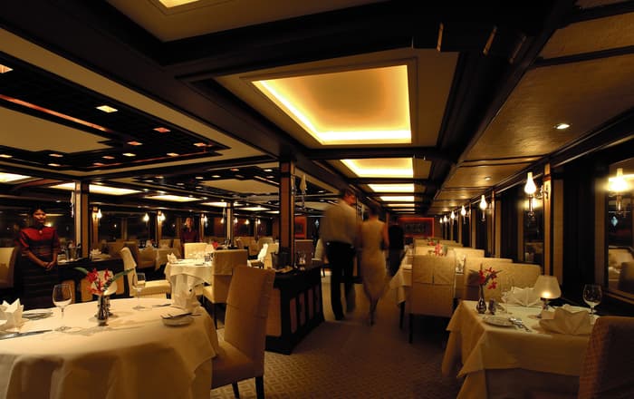 Belmond River Cruises Road to Mandalay Interior Restaurant Diner 05.jpg