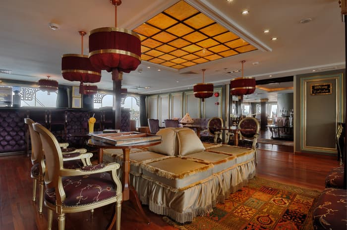 Noble Caledonia Misr Interior Lounge 1.jpg