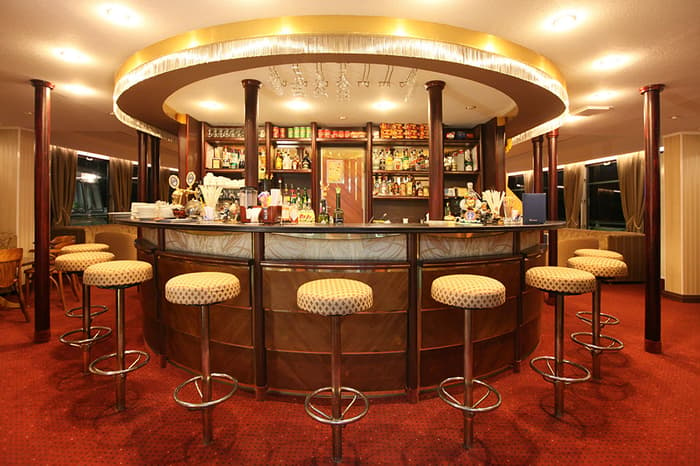 Nicko Cruises MS Stravinski Interior Bar.jpg