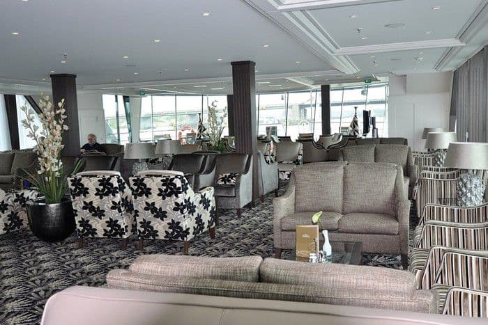 Lounge.jpg