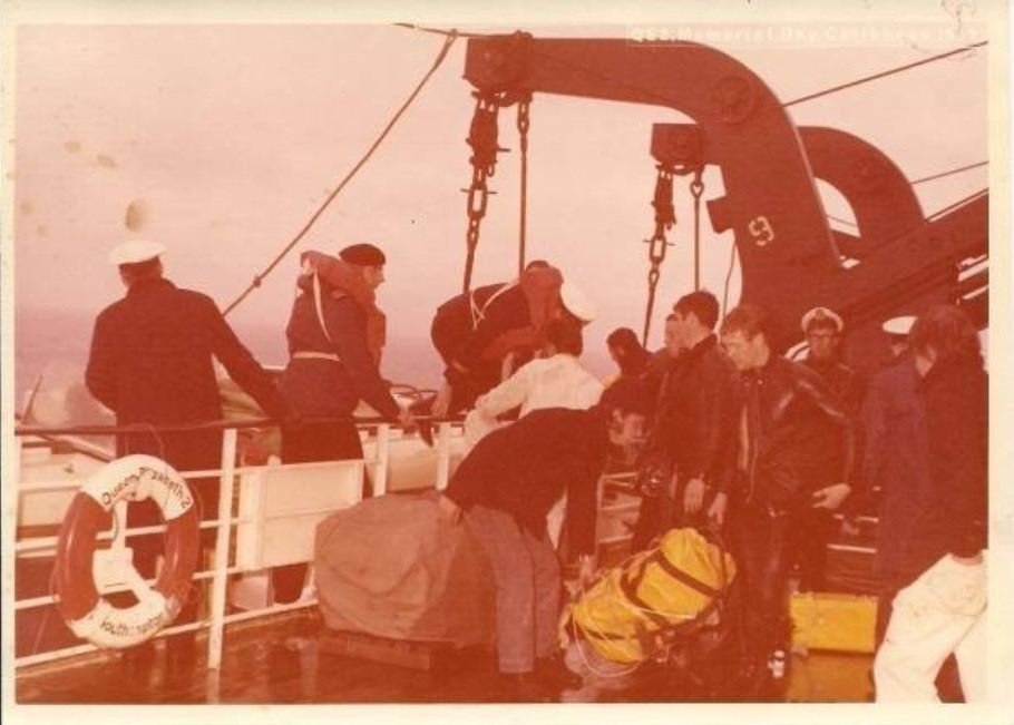 QE2 rescue team