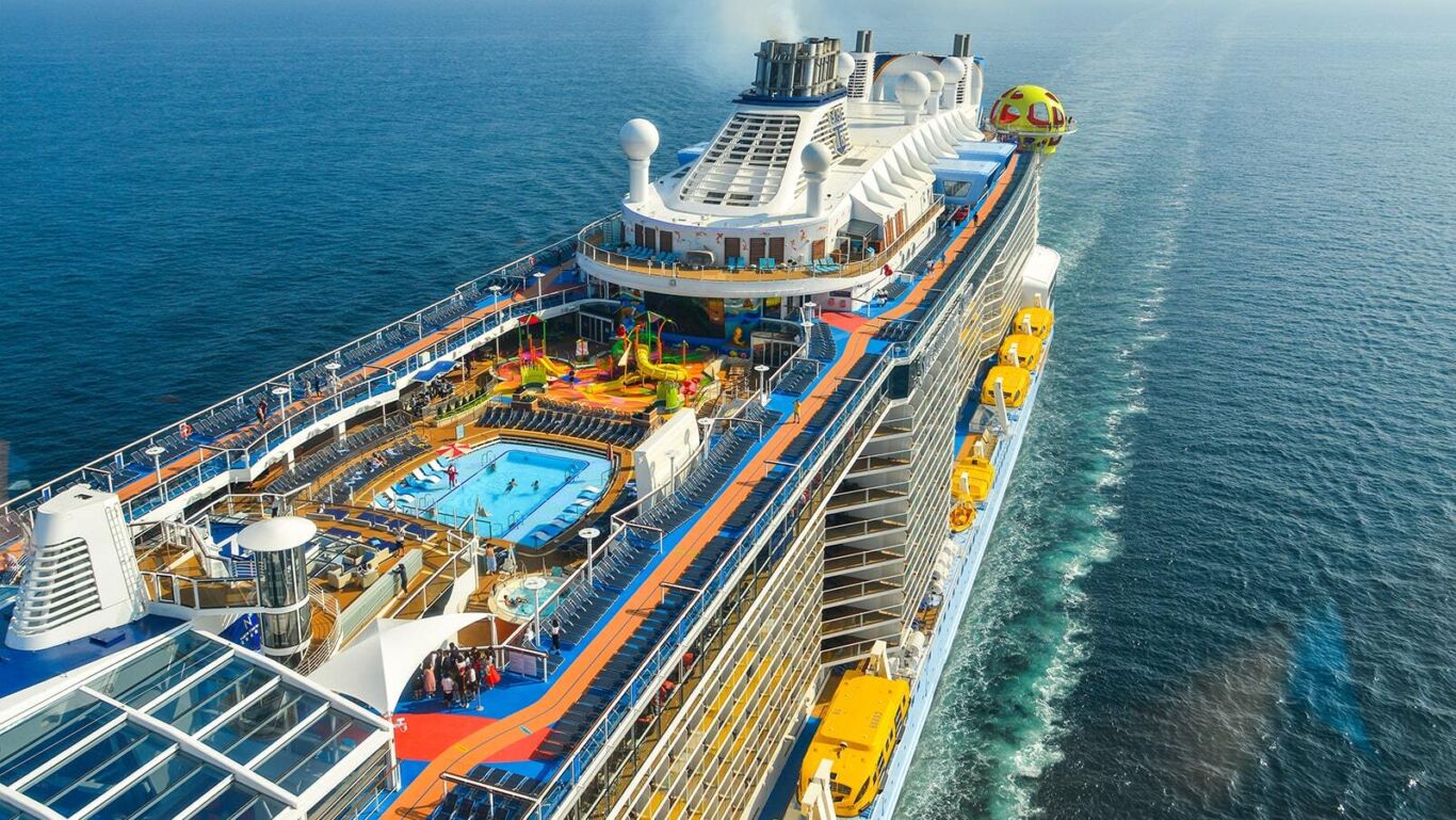 Choosing cruise ship min