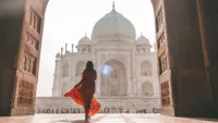Taj Mahal tourist credit Canva