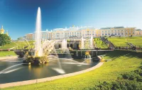 <p>The Peterhof Palace is one highlight of a visit to St Petersburg</p>