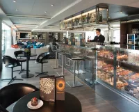 Scenic Gem – River Café