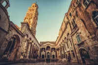 Diocletians Palace min