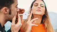 Friends smoking min