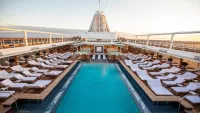 Regent Seven Seas Splendor pool deck
