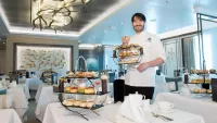 Eric lanlard p and o min