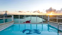 Infinity pool min