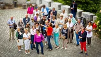 Tour group min