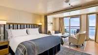 Penthouse junio suite min