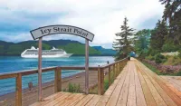 Oceania Cruises Regatta Icy Strait