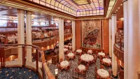 Qm2 britannia restaurant min