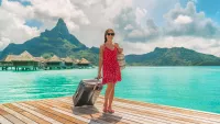 Woman with luggage 2 min