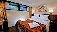 avalon deluxe stateroom