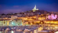 Marseille at twilight min