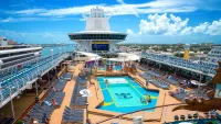 Royal Caribbean Ship Pool min