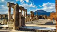 Pompeii min