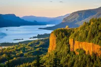 Shutterstock 1182030793 min Columbia Gorge