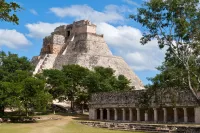 Shutterstock 73276450 min Mayan Ruins