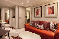Suite with balcony