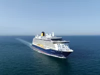 Ship exterior Discovery