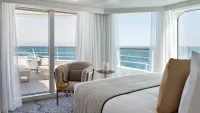 Ponant cabin balcony min