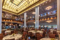 QM2 Restaurant