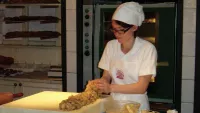 Tauck strudel making min