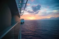 RCI AL May Insta Oliver Ovunno Sunset 5270 CMYK RET