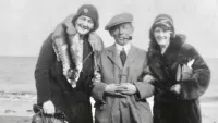 Robert Hichens with wife and sister in law