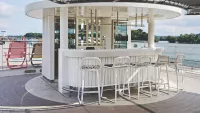Top deck riverside