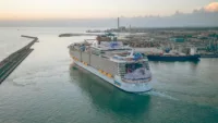 Will a cruise ship wait for me if I’m late?