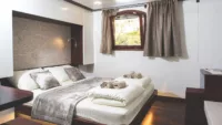 Cabin Riviera Travel yacht