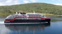 Hurtigruten MS Roald Amundsen