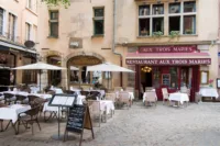 RIVIERA Mark Theisinger Lyon